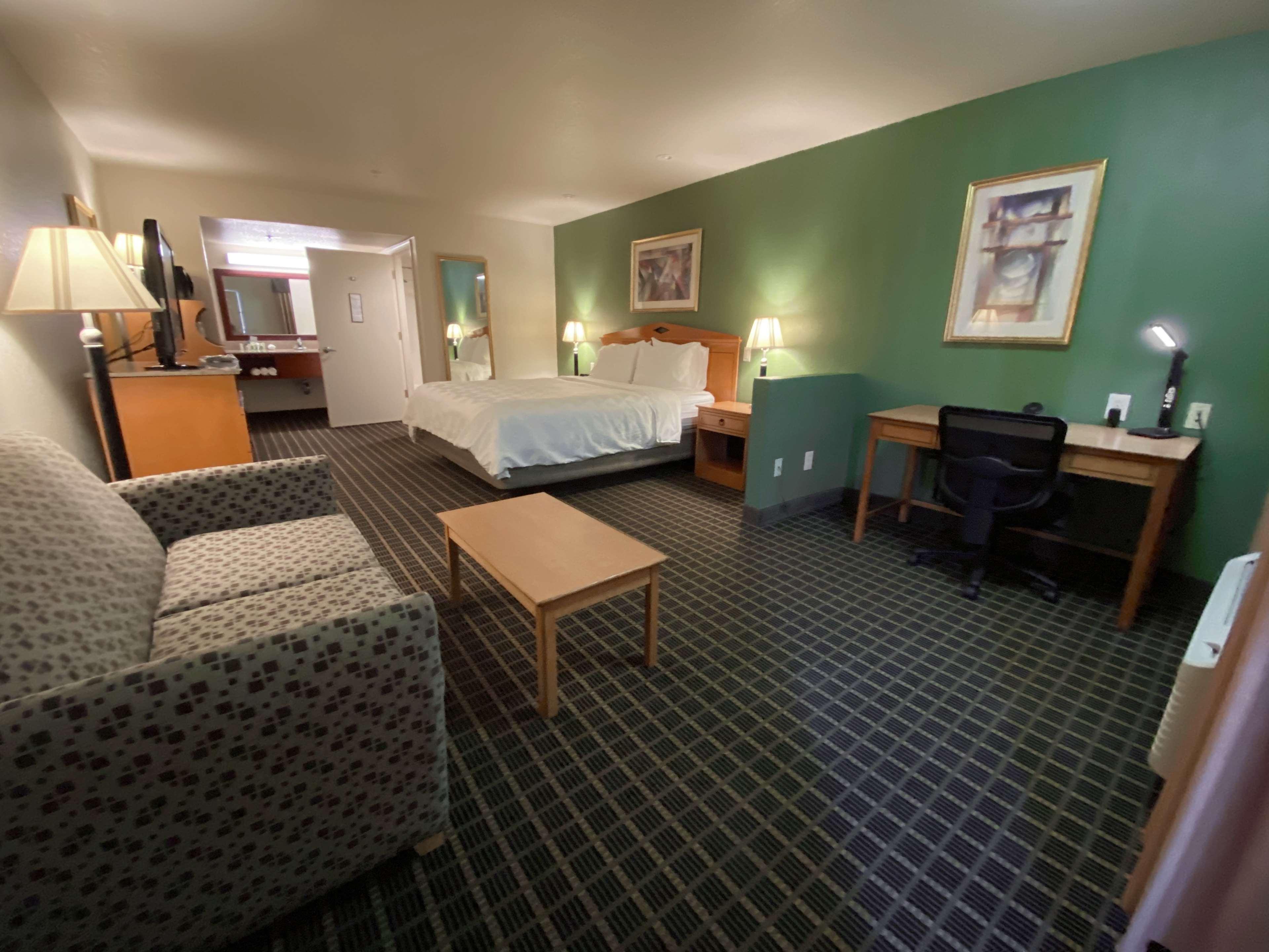Surestayplus Hotel By Best Western San Jose Central City Екстер'єр фото