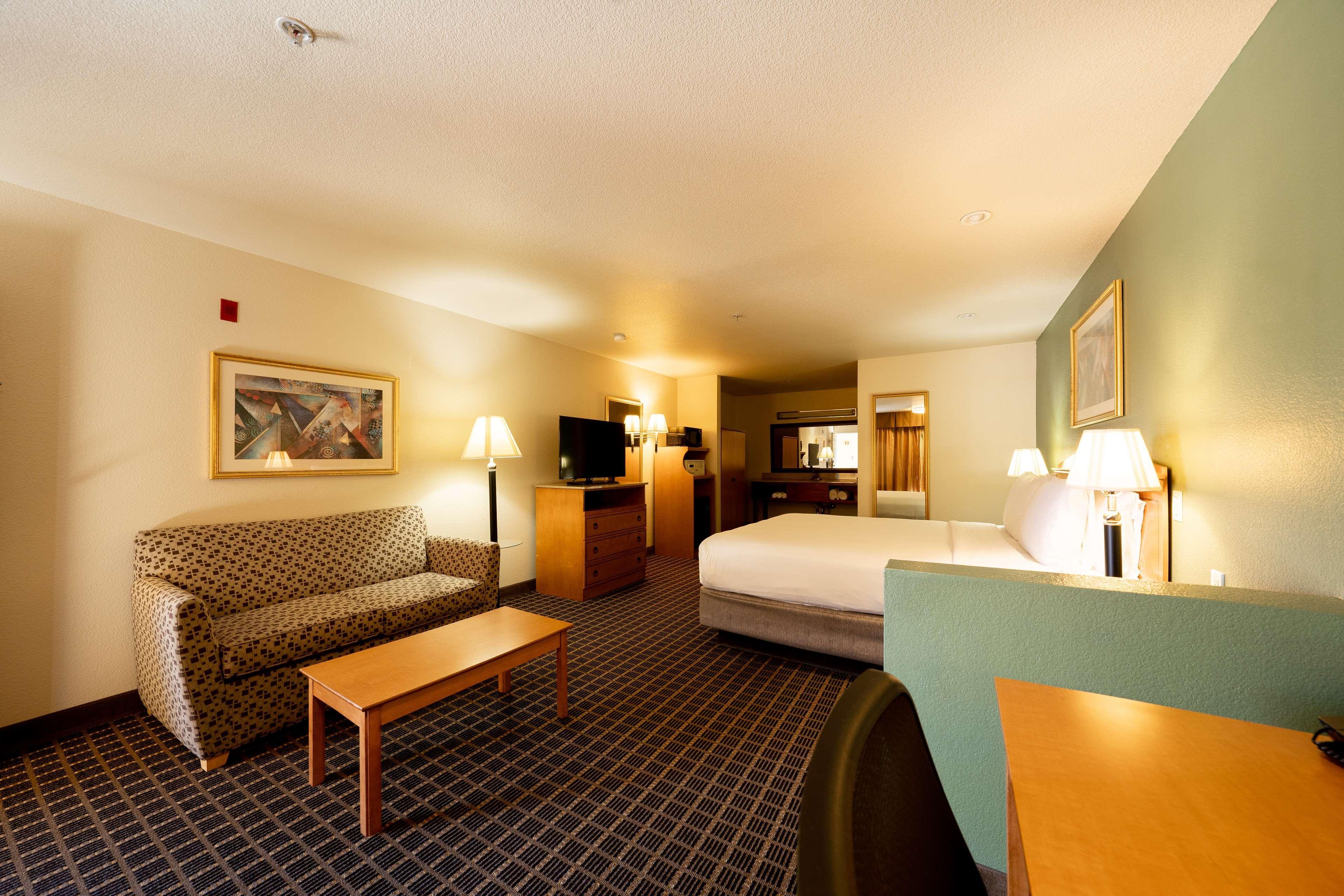Surestayplus Hotel By Best Western San Jose Central City Екстер'єр фото