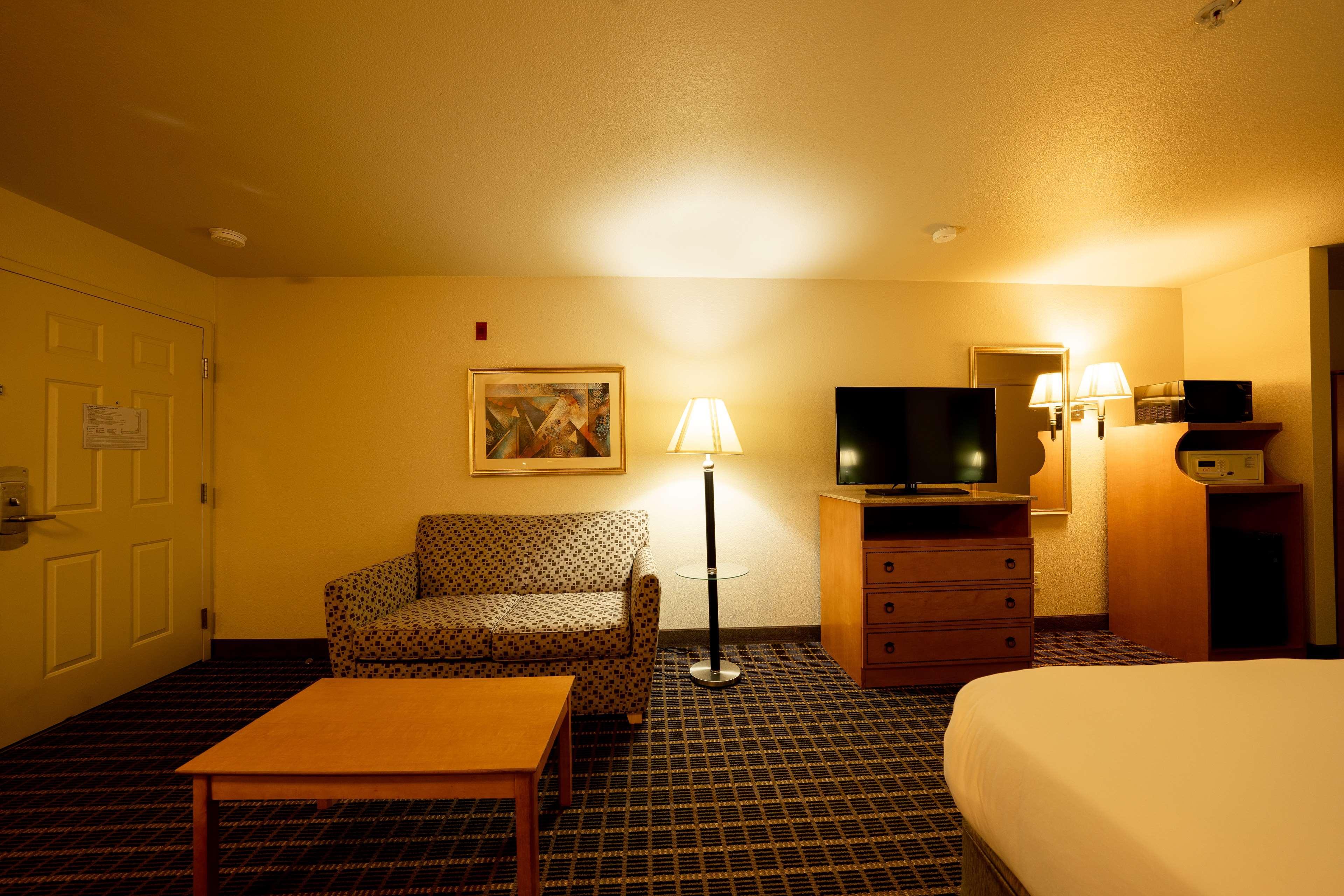 Surestayplus Hotel By Best Western San Jose Central City Екстер'єр фото