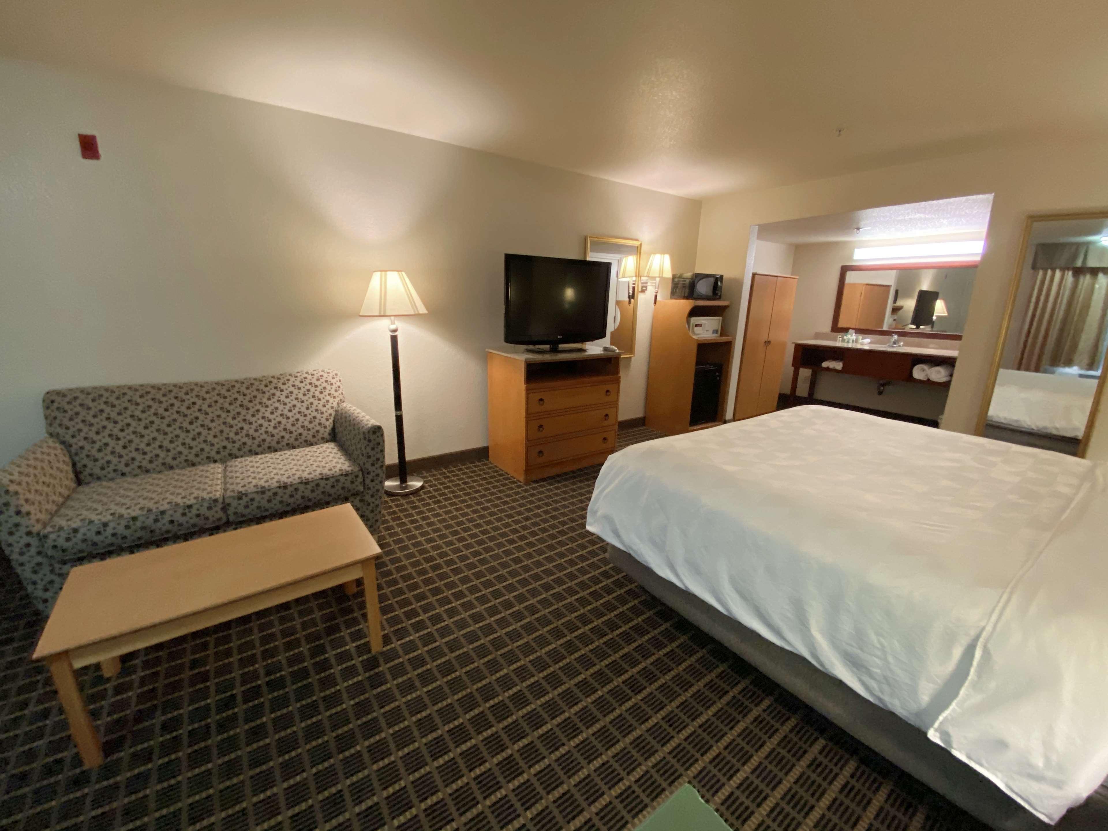 Surestayplus Hotel By Best Western San Jose Central City Екстер'єр фото