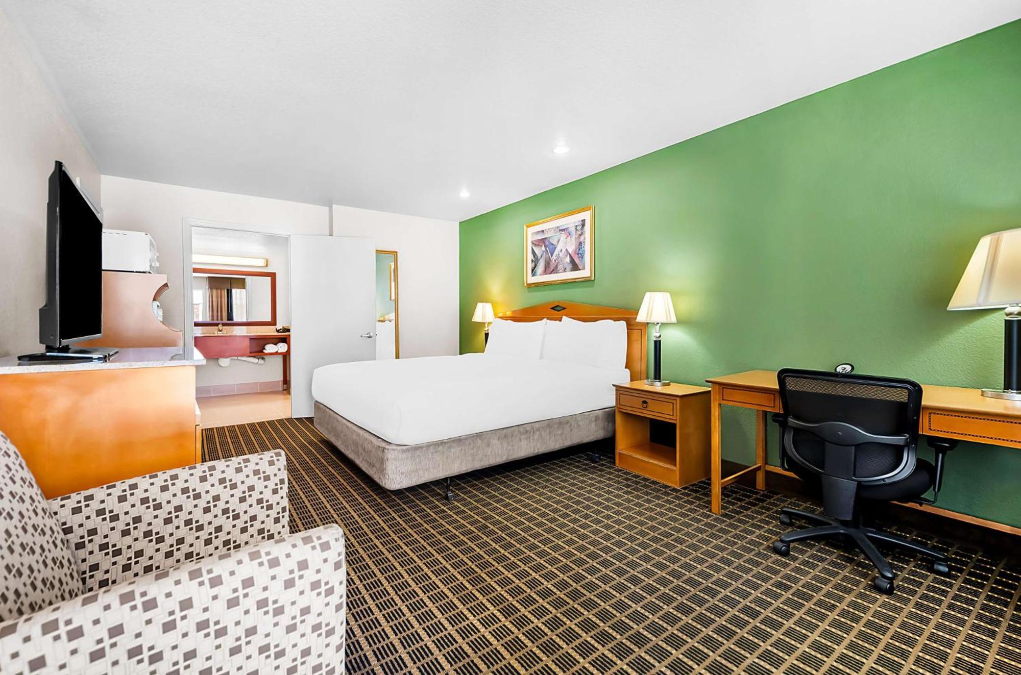 Surestayplus Hotel By Best Western San Jose Central City Екстер'єр фото