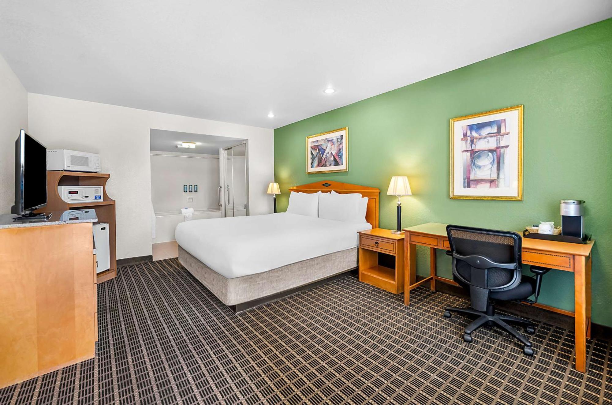 Surestayplus Hotel By Best Western San Jose Central City Екстер'єр фото