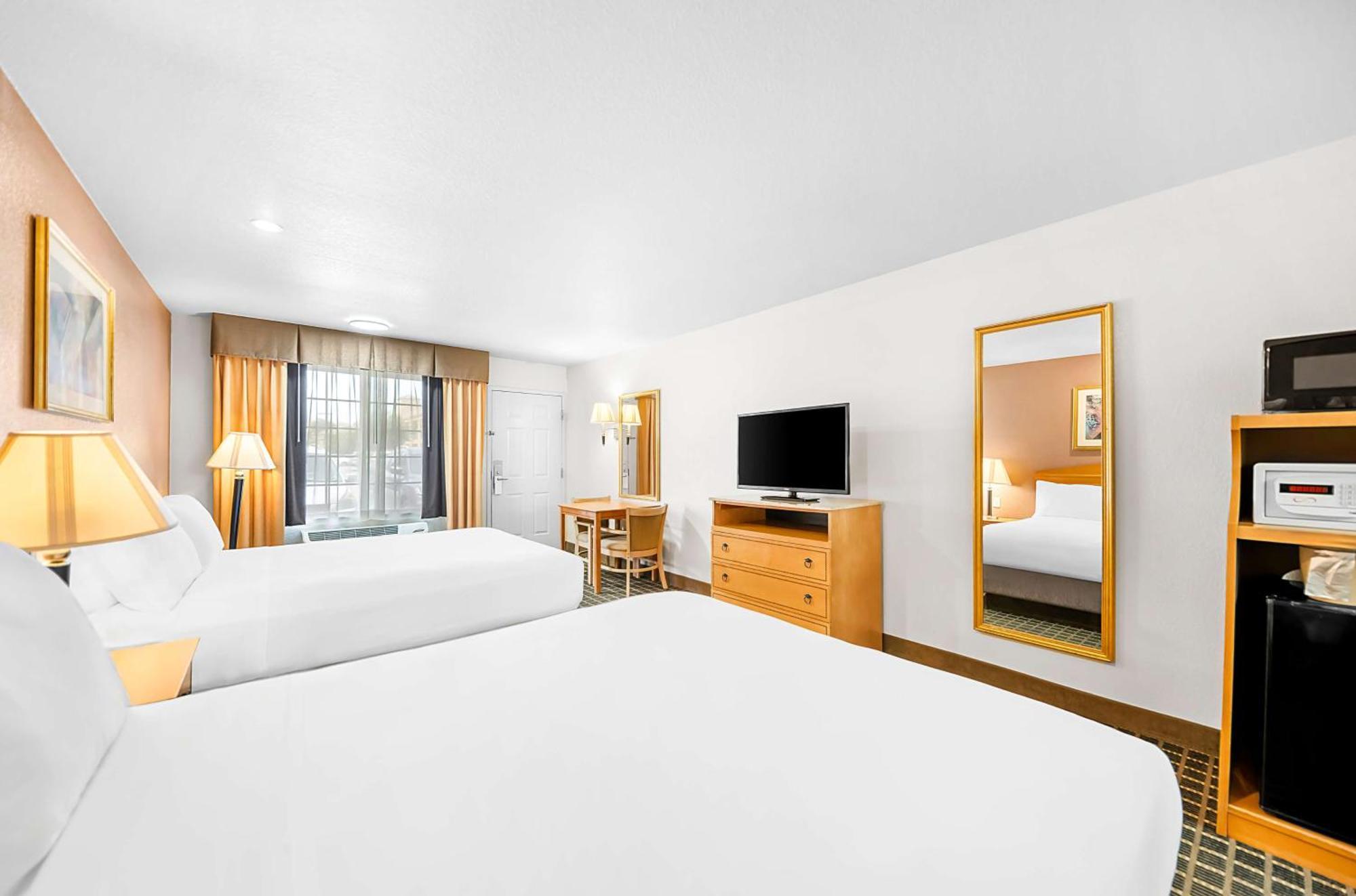 Surestayplus Hotel By Best Western San Jose Central City Екстер'єр фото