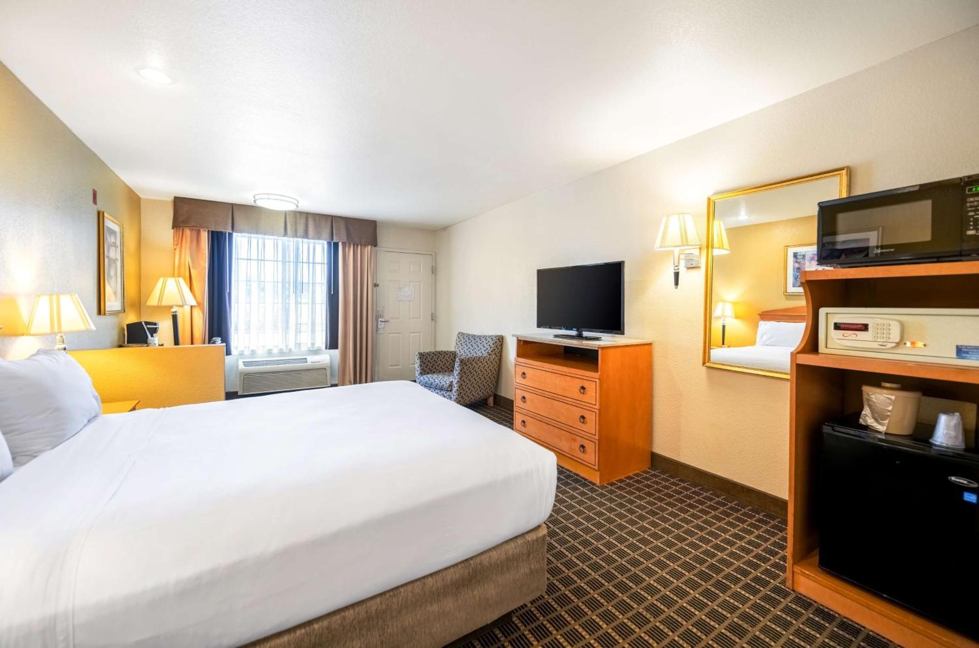 Surestayplus Hotel By Best Western San Jose Central City Екстер'єр фото